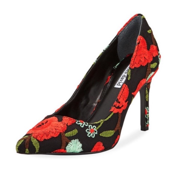 charles david floral pumps